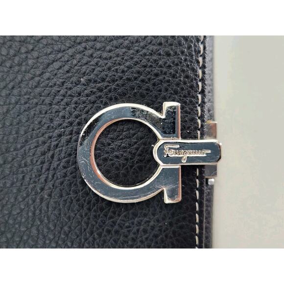 Salvatore Ferragamo Black Pebbled Leather Wallet Italy Read Description - Picture 4 of 10